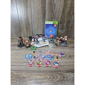 Disney Infinity 2.0 Xbox 360 Bundle Game Portal 8 Figures and Extras